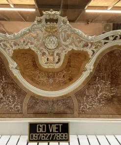Giường ngủ cổ điển dát vàng bọc nệm GVGN233