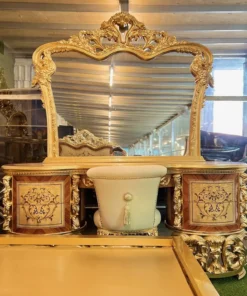 Bàn trang điểm cổ điển