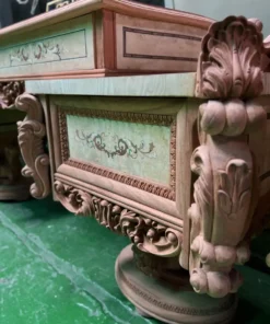 Bàn phấn cổ điển GVBTD228