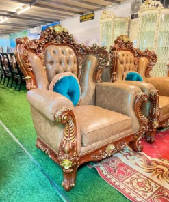 Sofa cổ điển dát vàng bọc nệm GVSF181