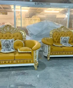 Sofa cổ điển bọc nệm dát vàng GVSF184