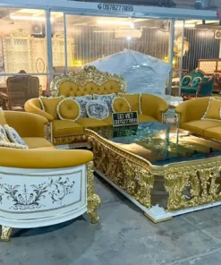 Sofa cổ điển bọc nệm dát vàng GVSF184