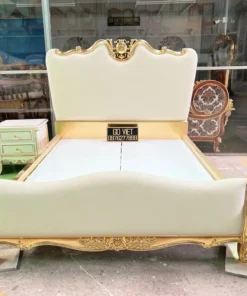 Giường ngủ tân cổ điển dát vàng bọc nệm GVGN026 (Sao chép)