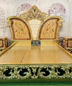 Giường ngủ cổ điển Versailles dát vàng GVGN024