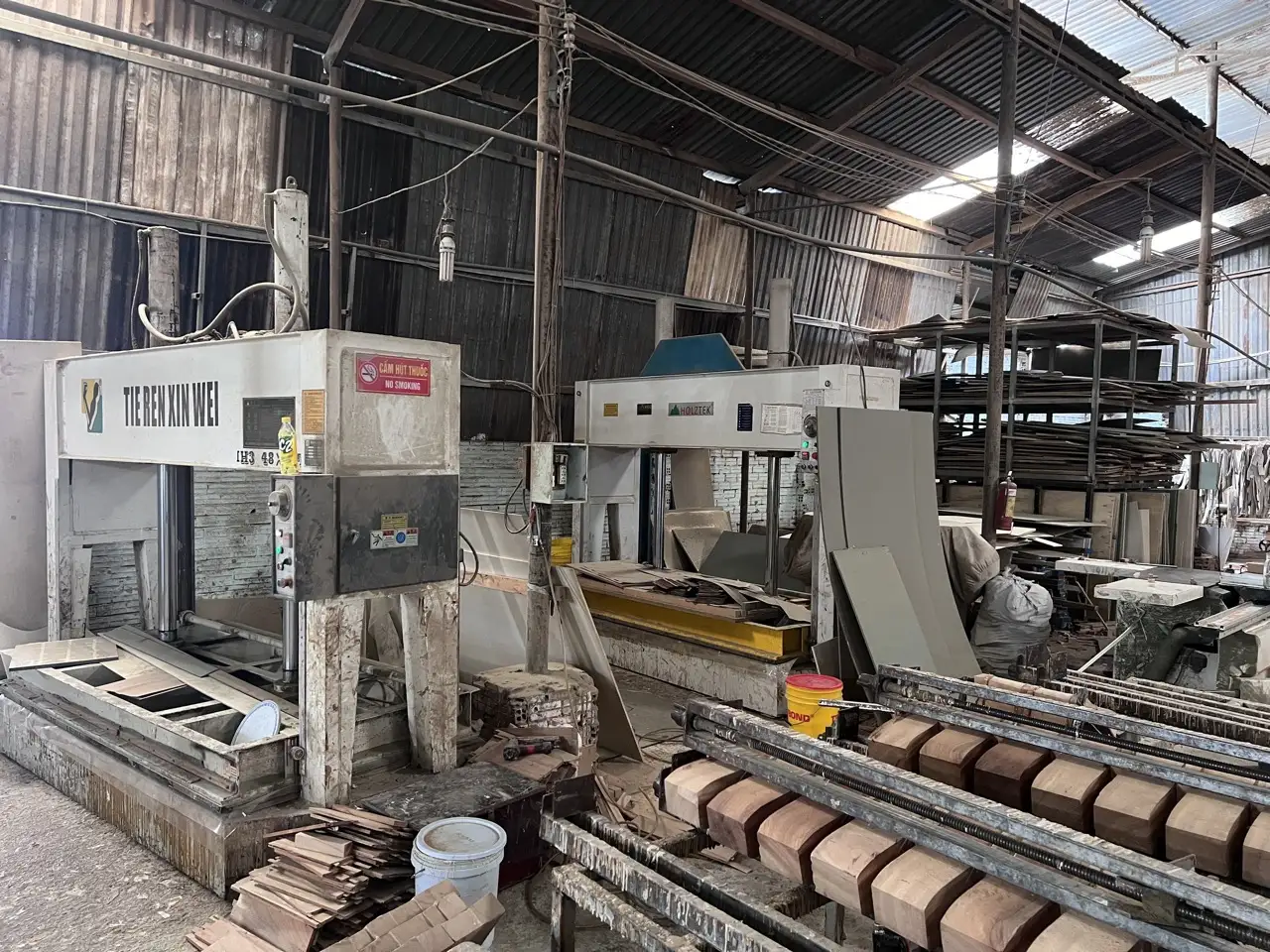 Xưởng gia công nội thất theo yêu cầu